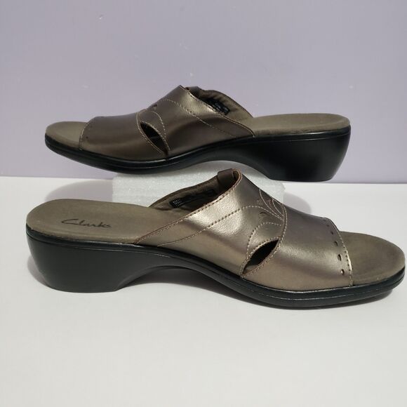 Clark's Bronze Leather Open Toe Slip On Sandals Women's Sz 10 M - Picture 2 of 10